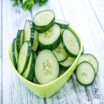 قیمت خرید خیار شیرین و آبدار در تره بار مشهد