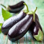عرضه انواع محصول بادمجان قلمی درجه یک بازار