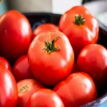فروش گوجه فرنگی مینیاتوری درجه یک در بازار تره بار تهران