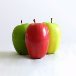 فروش عمده سیب قرمز و زرد درجه یک در تره بار