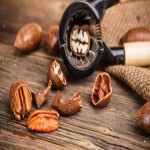 مرجع خرید و فروش گردو پکان در بازار خشکبار