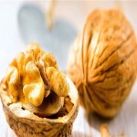 گردو ایرانی با پوست قهوه ای با قیمت عمده در بازار خشکبار