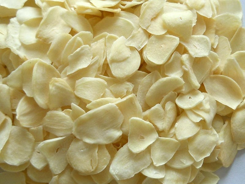 dehydrated-garlic-flakes-1707962