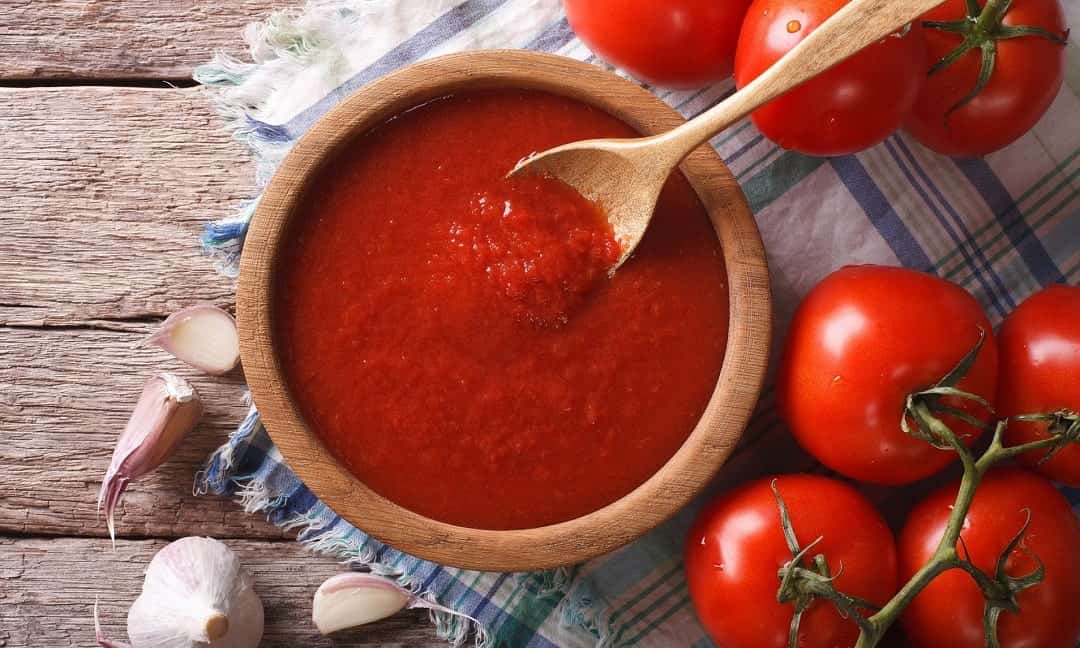 Tomato-Sauce-Nutrition-Facts-min