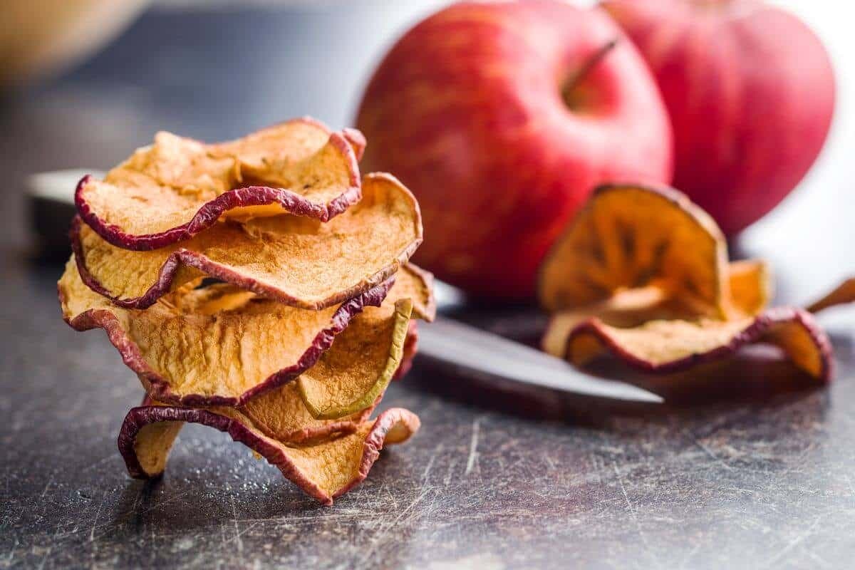 dried-apple-slices-pqqh6nk