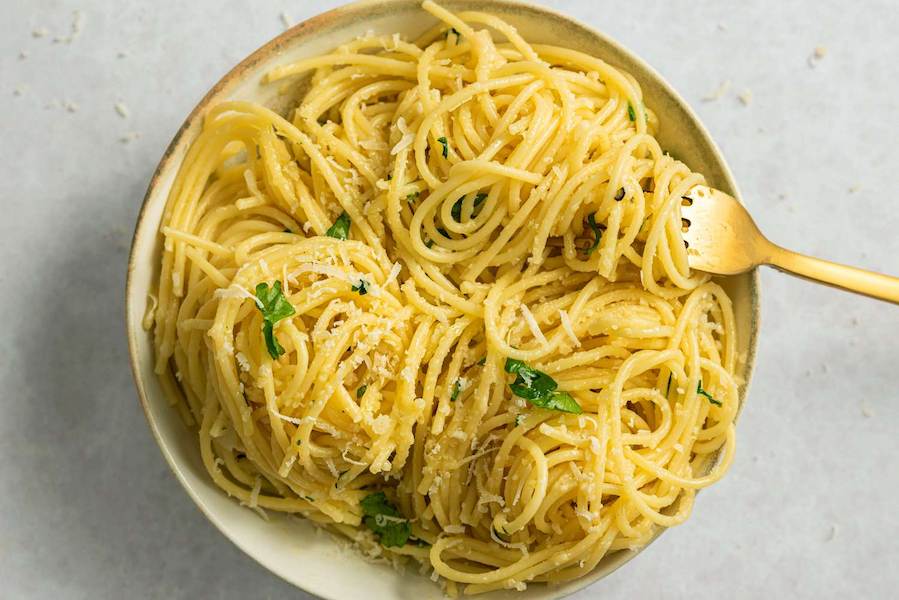 pasta-with-garlic-and-cheese-recipe-482004-hero-01-2f4a00f6c39c4f3bb1209eef8b17f9cd
