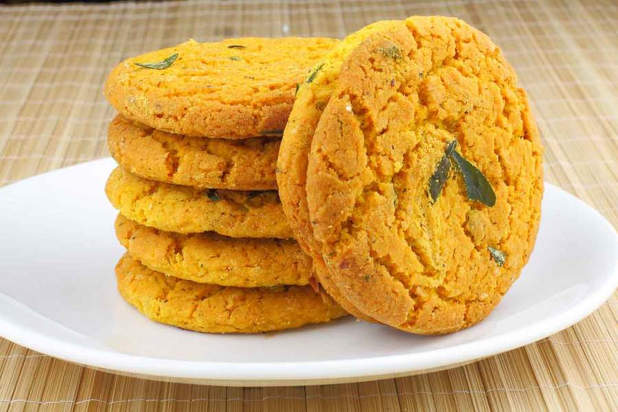 Indian_Spicy_Masala_Cookie_Recipe_Khara_Biscuit-1