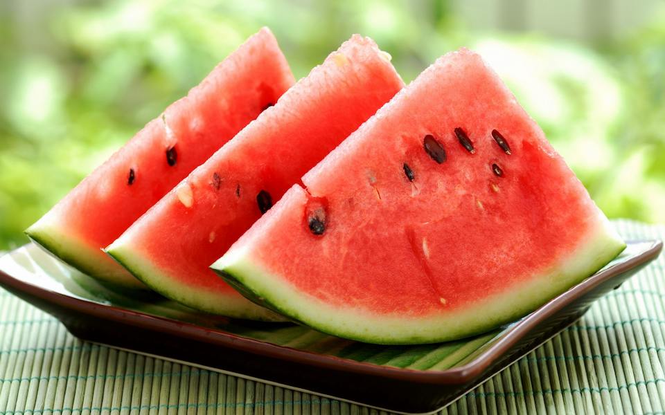 Food_Berries__fruits__nuts_Watermelon_slices_033621_