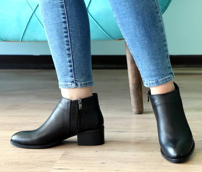 tabshoes-women-leather-half-boot-shikpa-model-2-banner-3