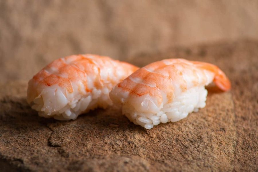 can-you-eat-raw-shrimp-1-1160x773